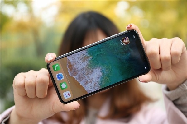 華強(qiáng)北高仿iphonex 1:1高仿iphone x 最低價格只有800元 華強(qiáng)北高仿iphonex 1:1高仿iphone x 最低價格只有800元